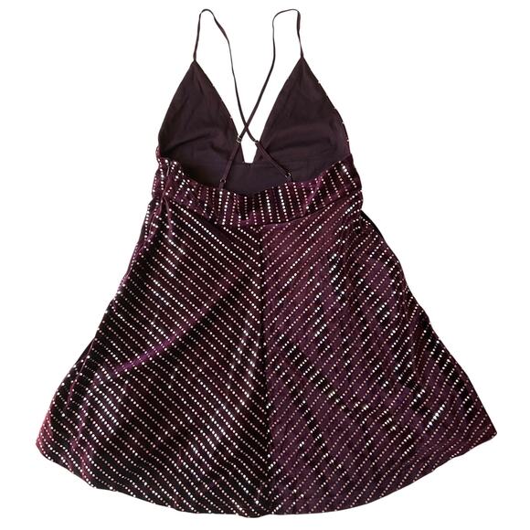 FOREVER 21 Women Party Dress size M Deep Cut Sleeveless Above Knee Sequin Purple - Picture 7 of 7